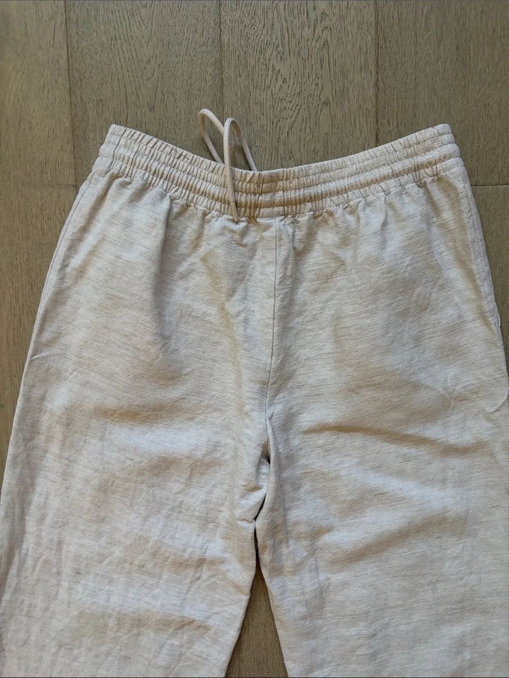 Aritzia Wide Leg Pants in Light Beige